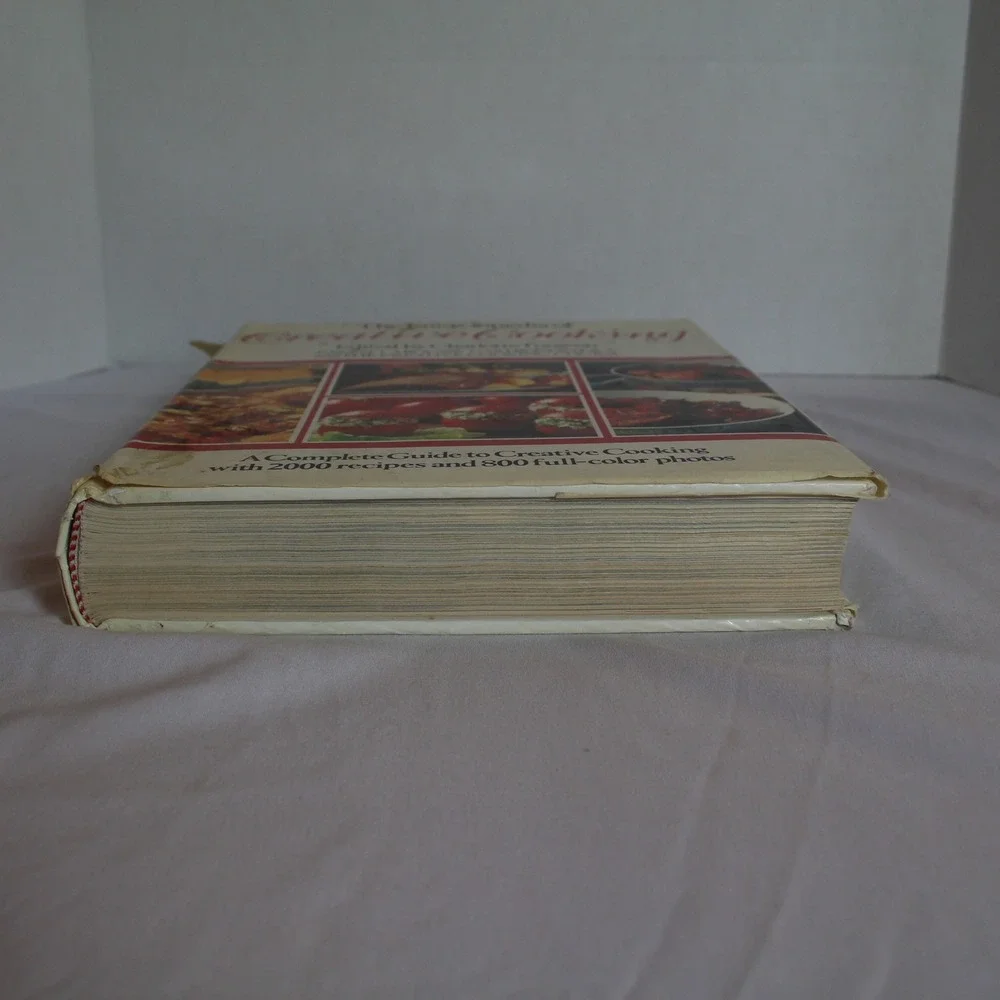 Creative Cooking‎ Cookbook 2000 Recipes Complete Guide Charlotte Turgeon
